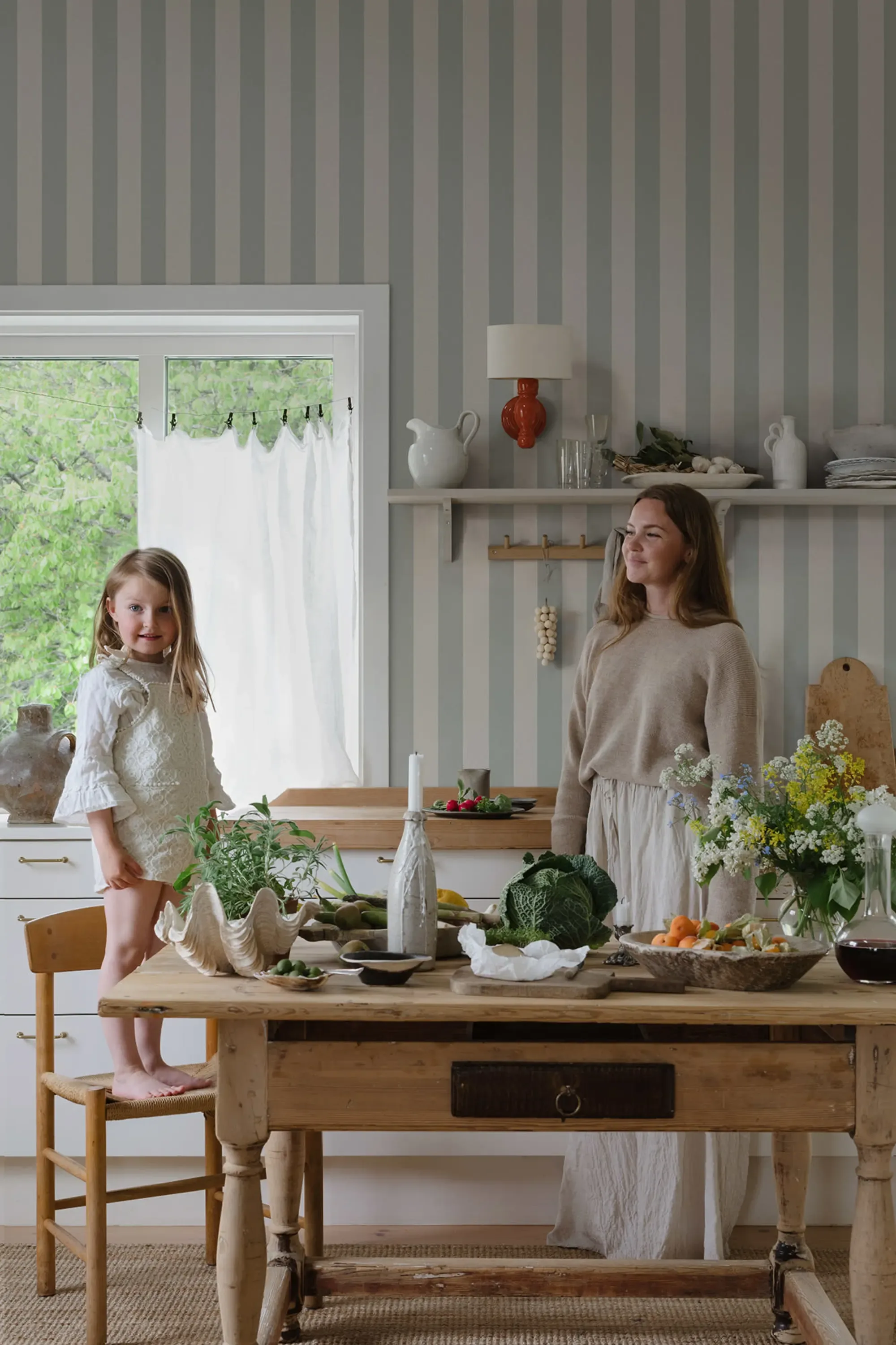 Sandberg Sam in Sage Green wallpaper (S10199)