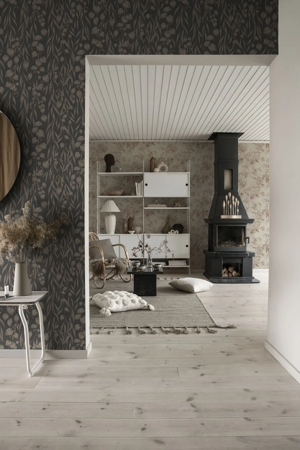 Sandberg Sara in Indigo Blue wallpaper (S10117)