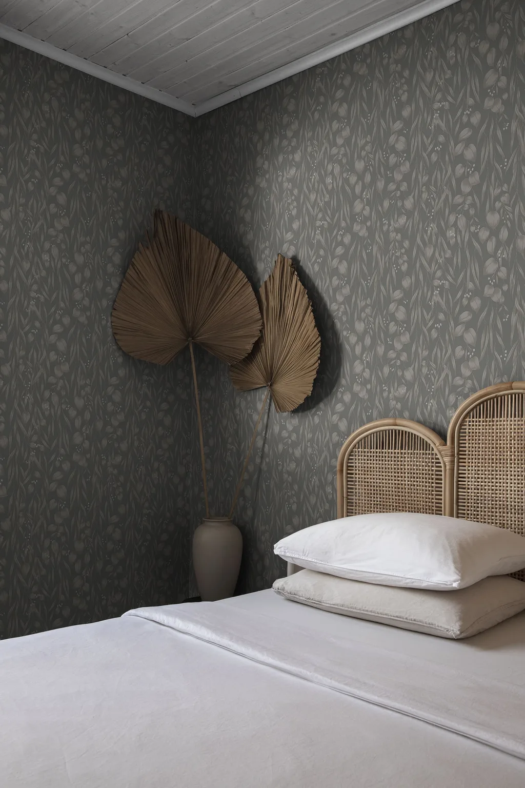 Sandberg Sara in Sage Green wallpaper (S10119)