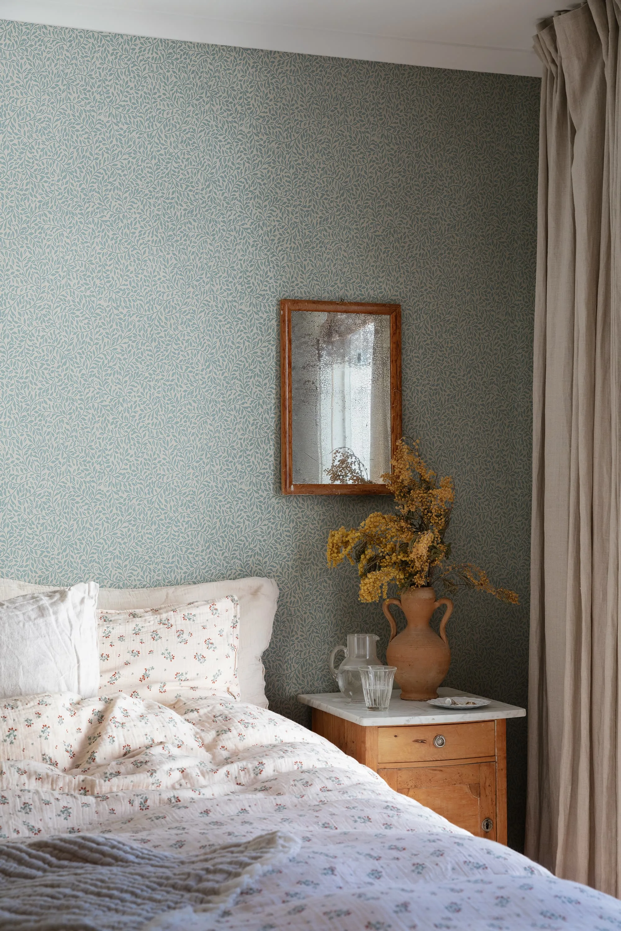 Sandberg Sigfrid in Indigo Blue wallpaper (425-46)