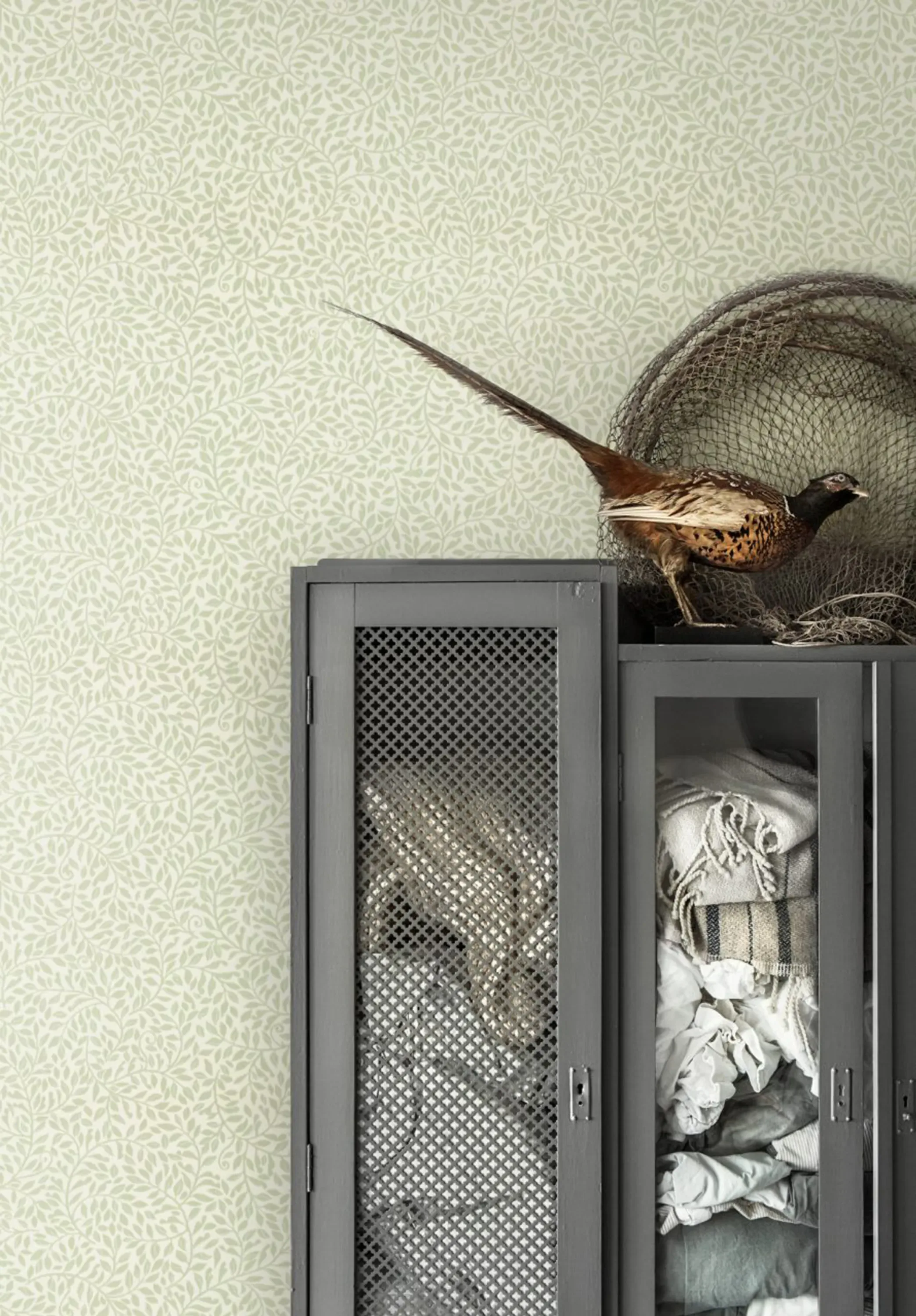 Sandberg Sigfrid in Spring Green wallpaper (425-18)