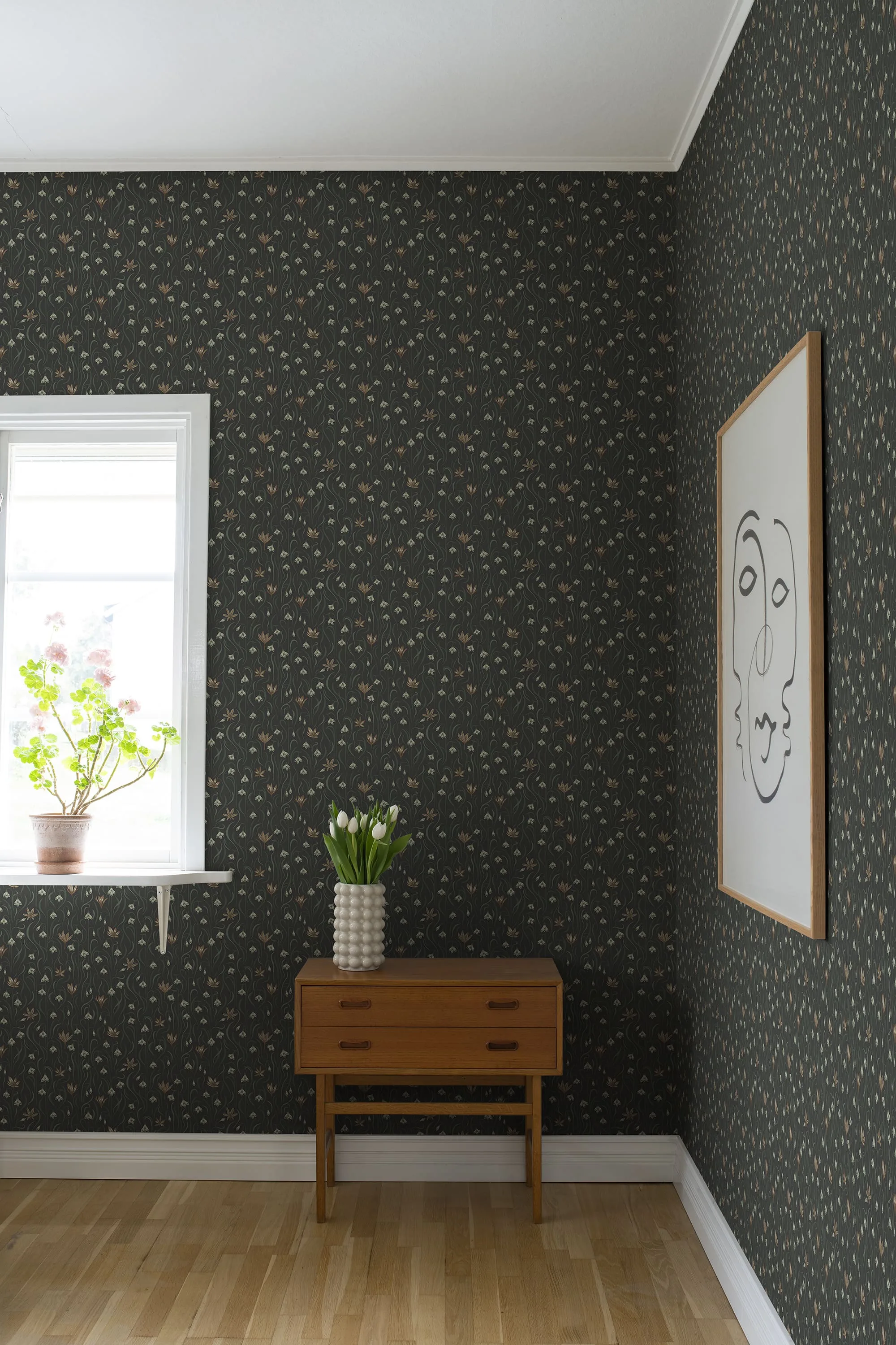 Sandberg Signe in Charcoal wallpaper (S10158)