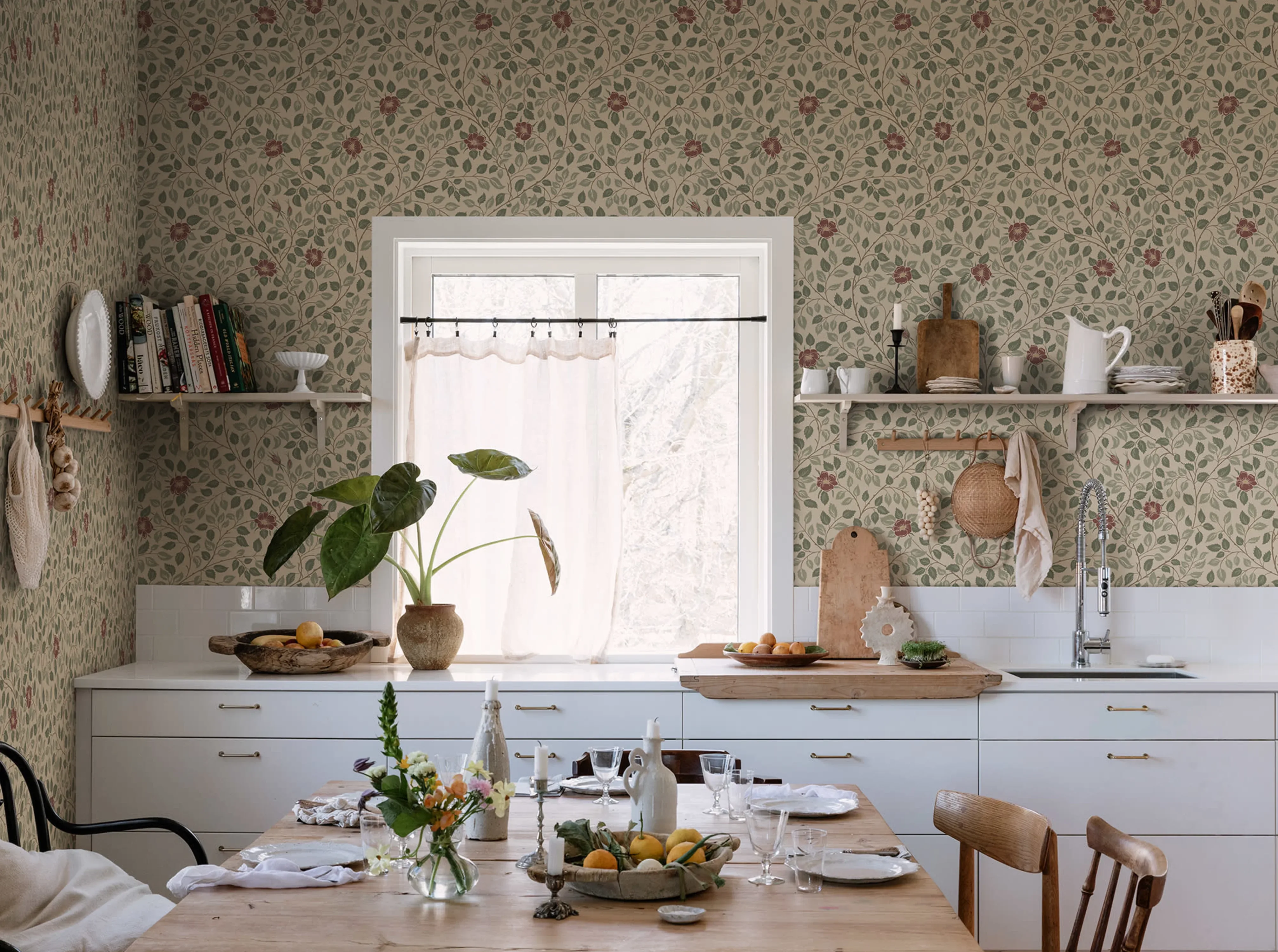 Sandberg Solliden in Burgundy wallpaper (S10463)