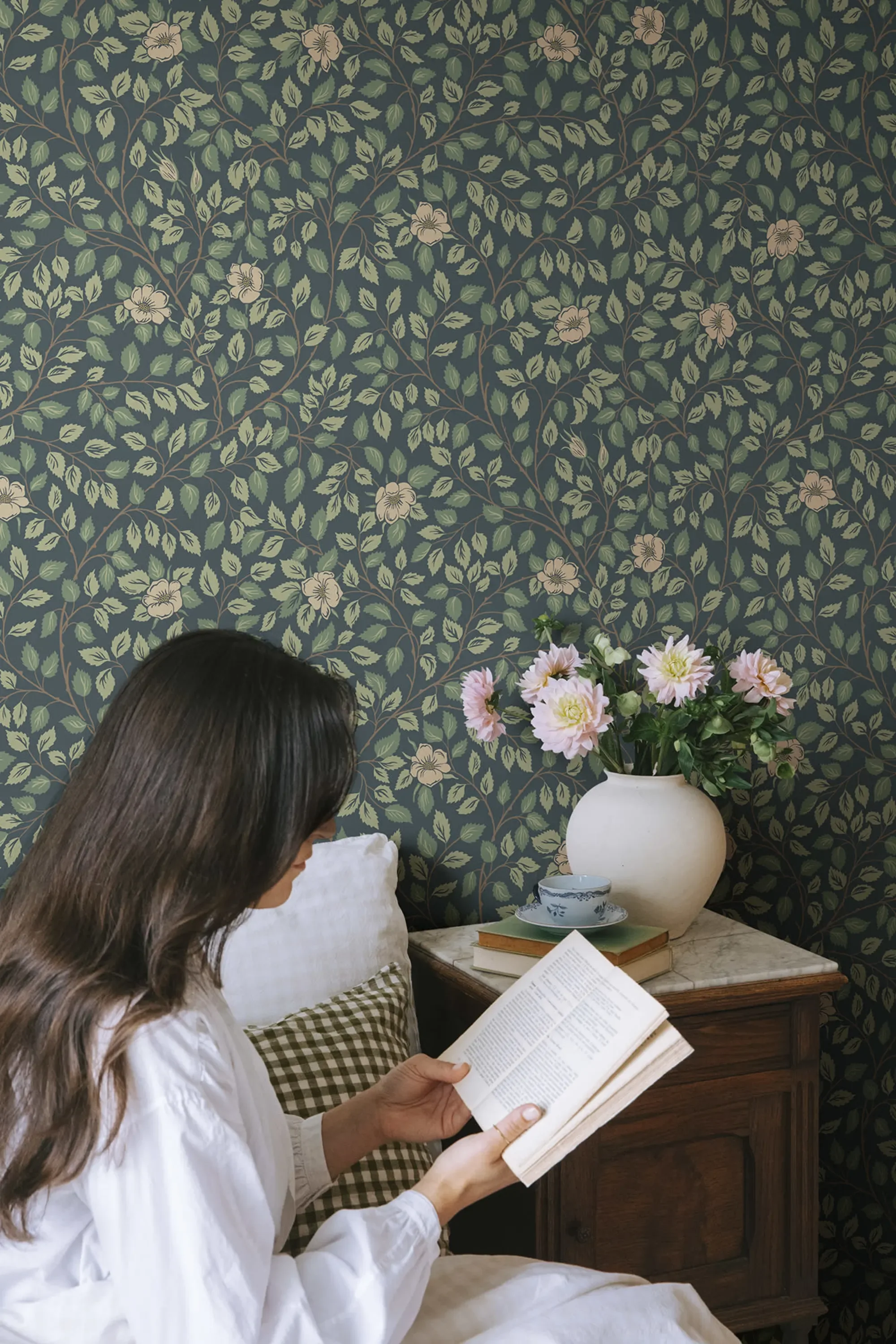 Sandberg Solliden in Midnight Blue wallpaper (S10465)