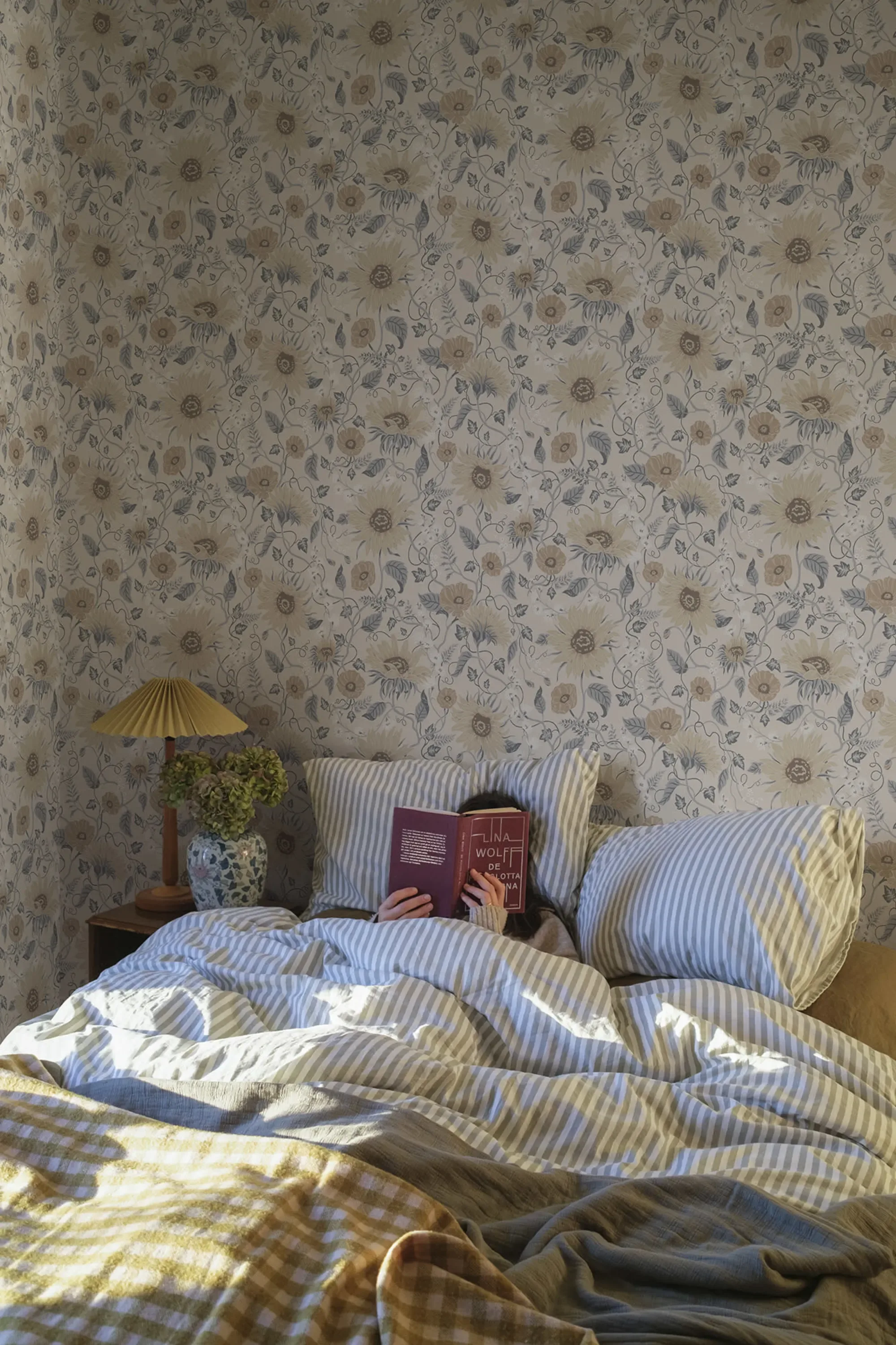 Sandberg Solveig in Misty Blue wallpaper (S10556)