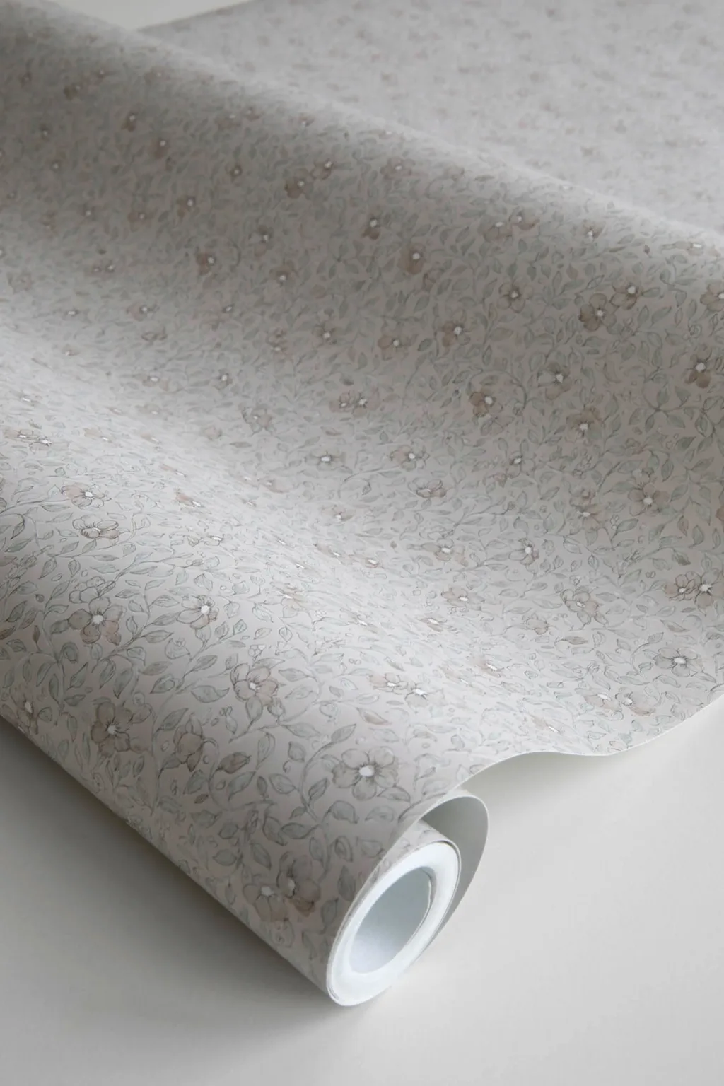 Sandberg Stella in Sage Green wallpaper (S10122)
