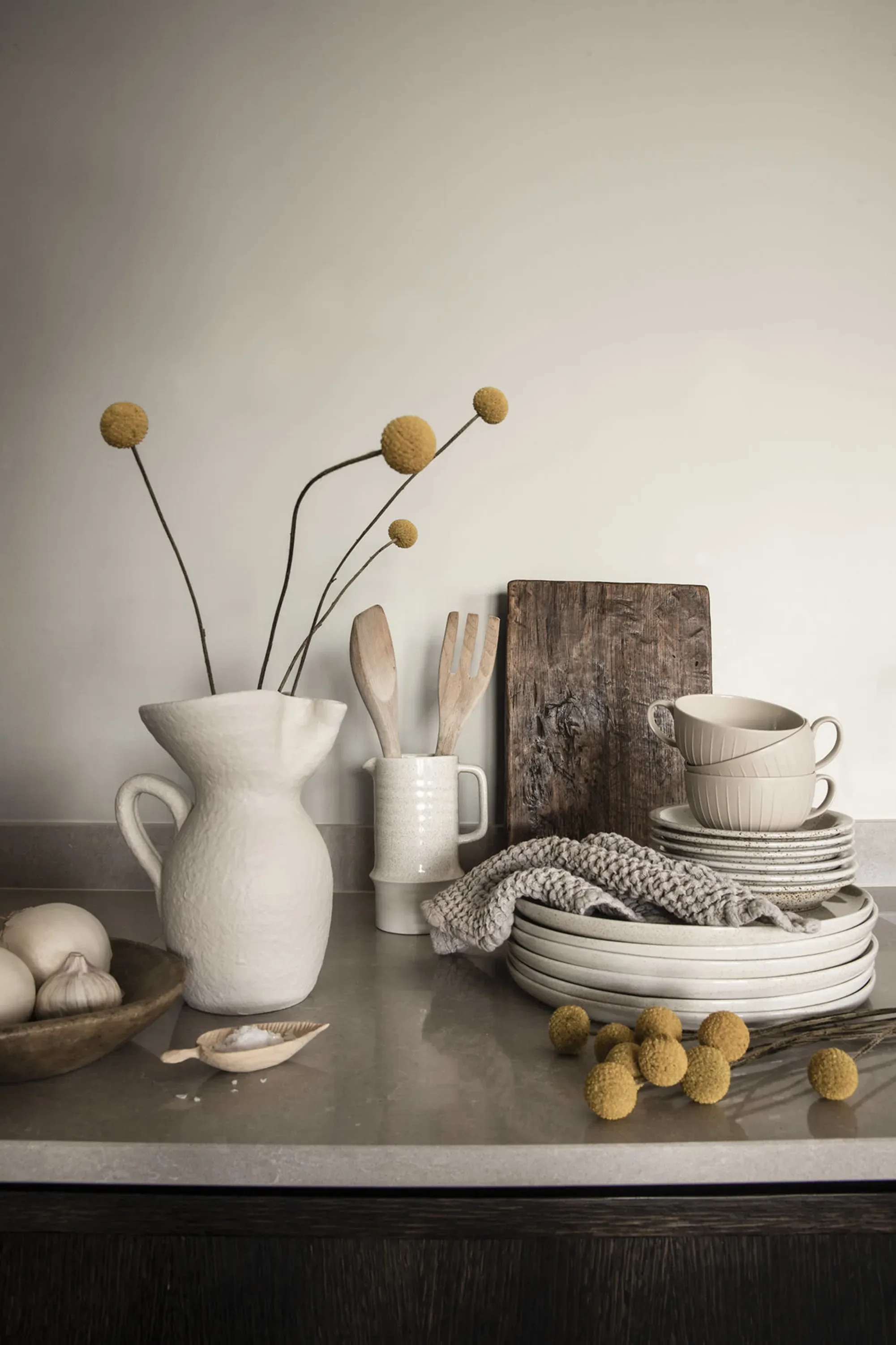 Sandberg Sten in White wallpaper (S10312)