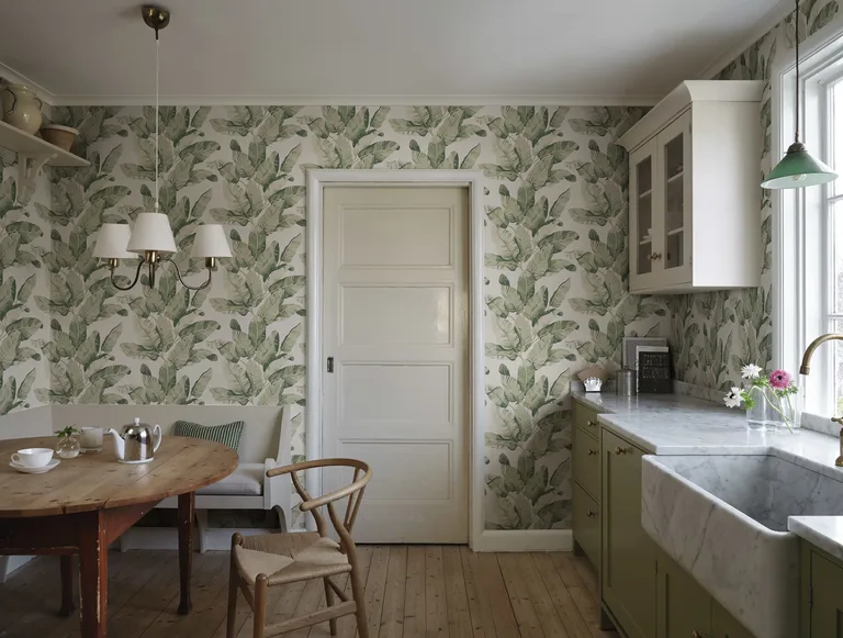 Sandberg Tom in Garden Green wallpaper (S10433)
