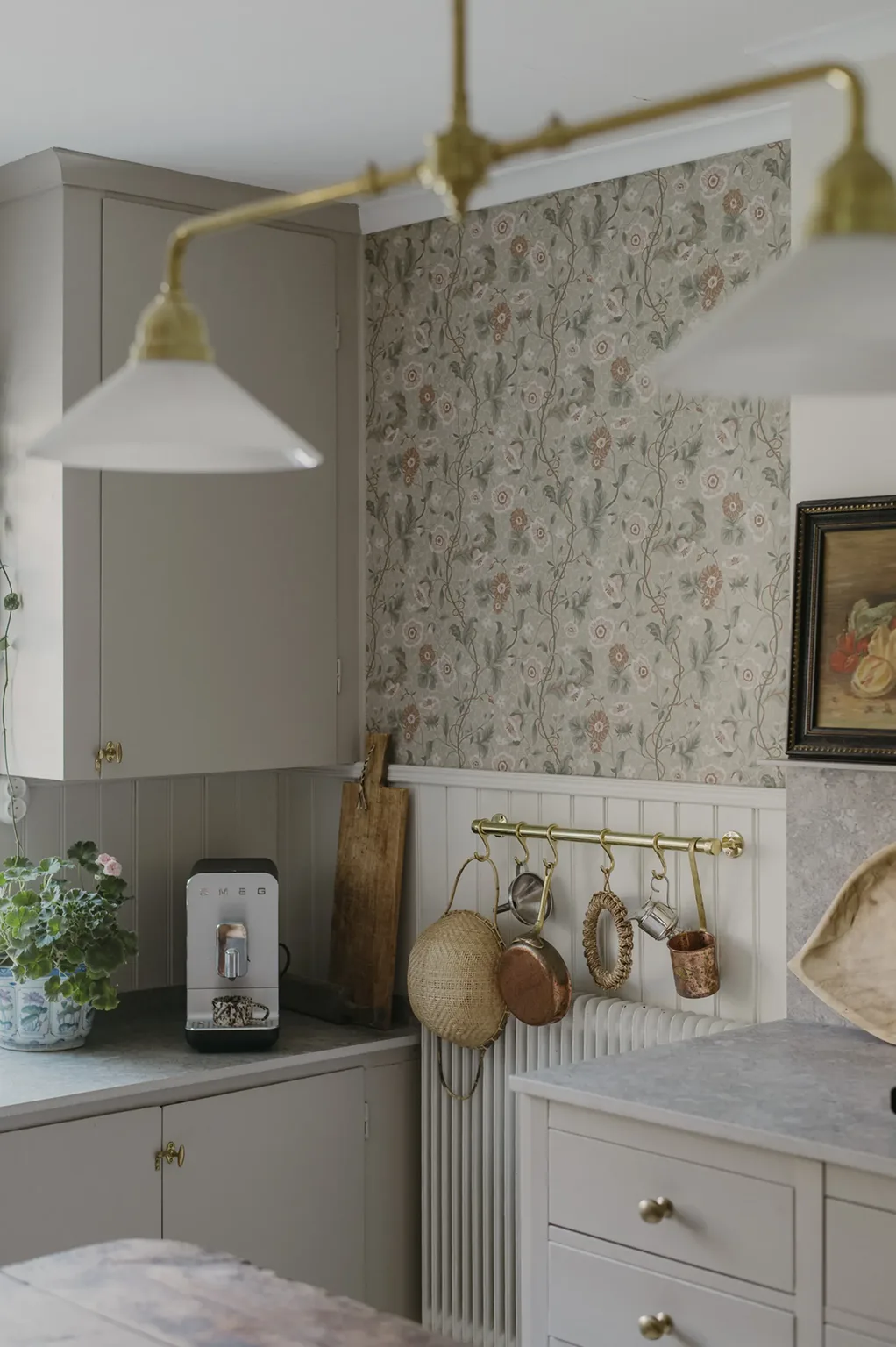 Sandberg Ulla in Garden Green wallpaper (S10499)