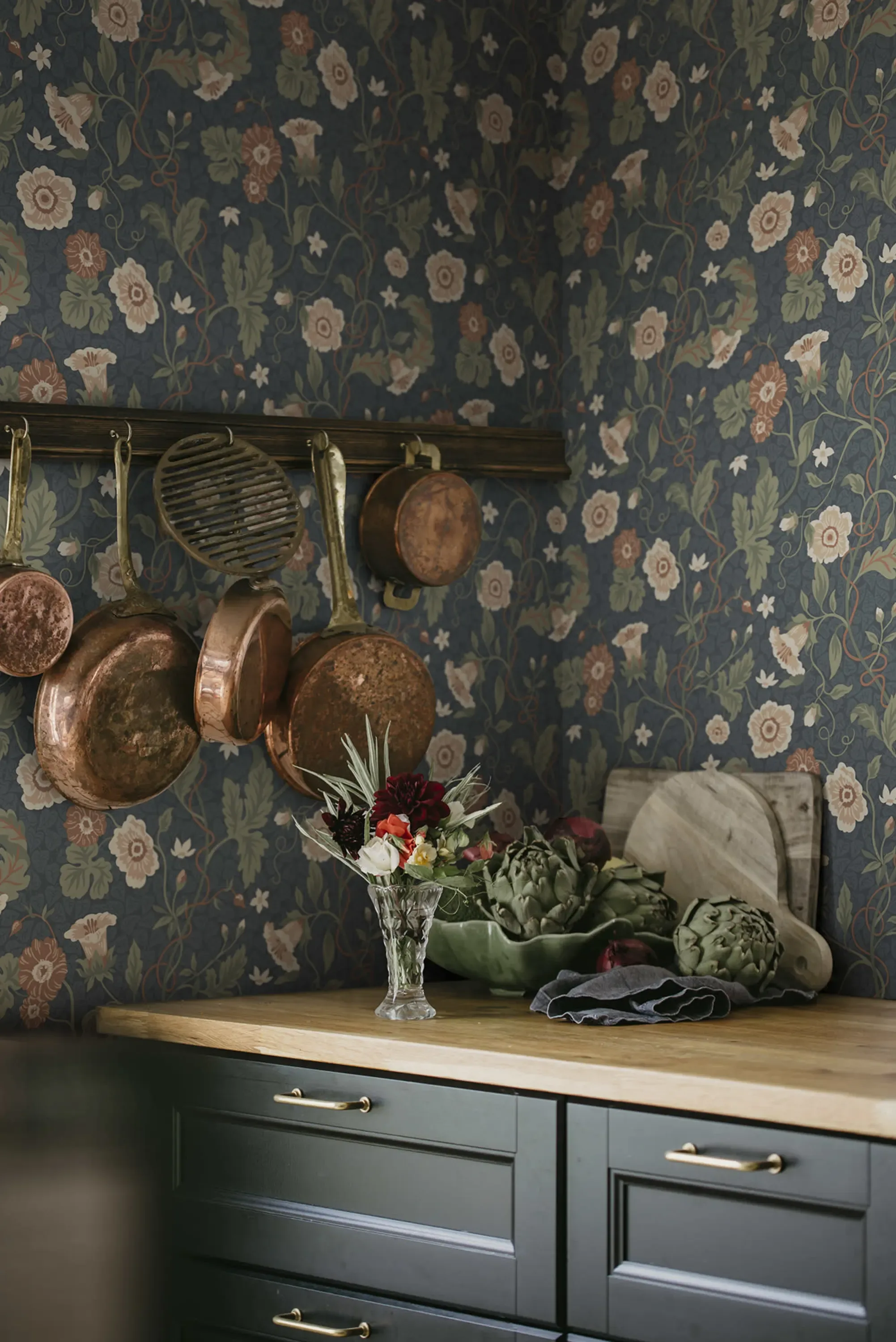Sandberg Ulla in Midnight Blue wallpaper (S10500)