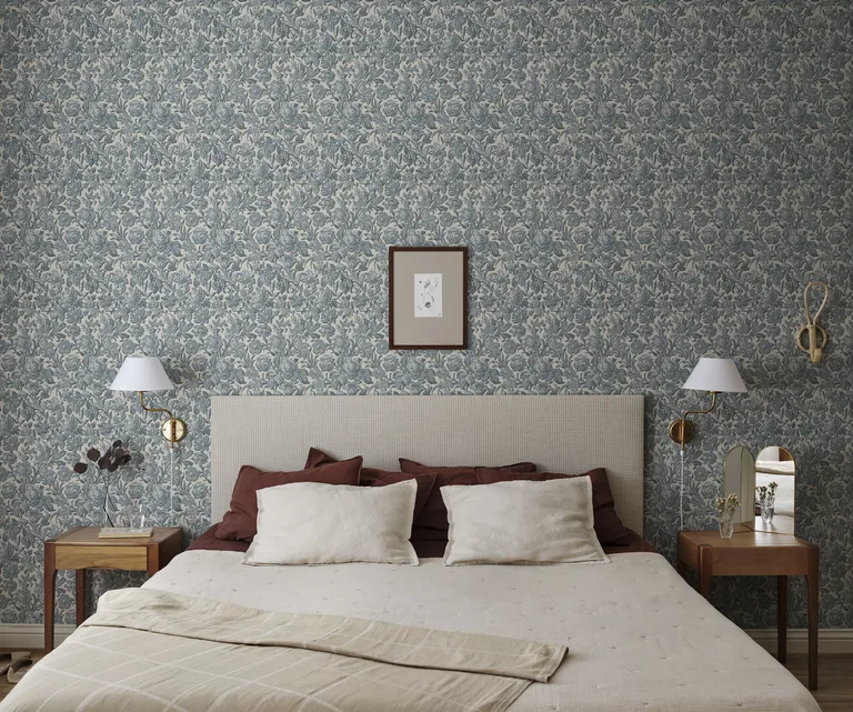 Sandberg Valentin in Misty Blue wallpaper (S10246)