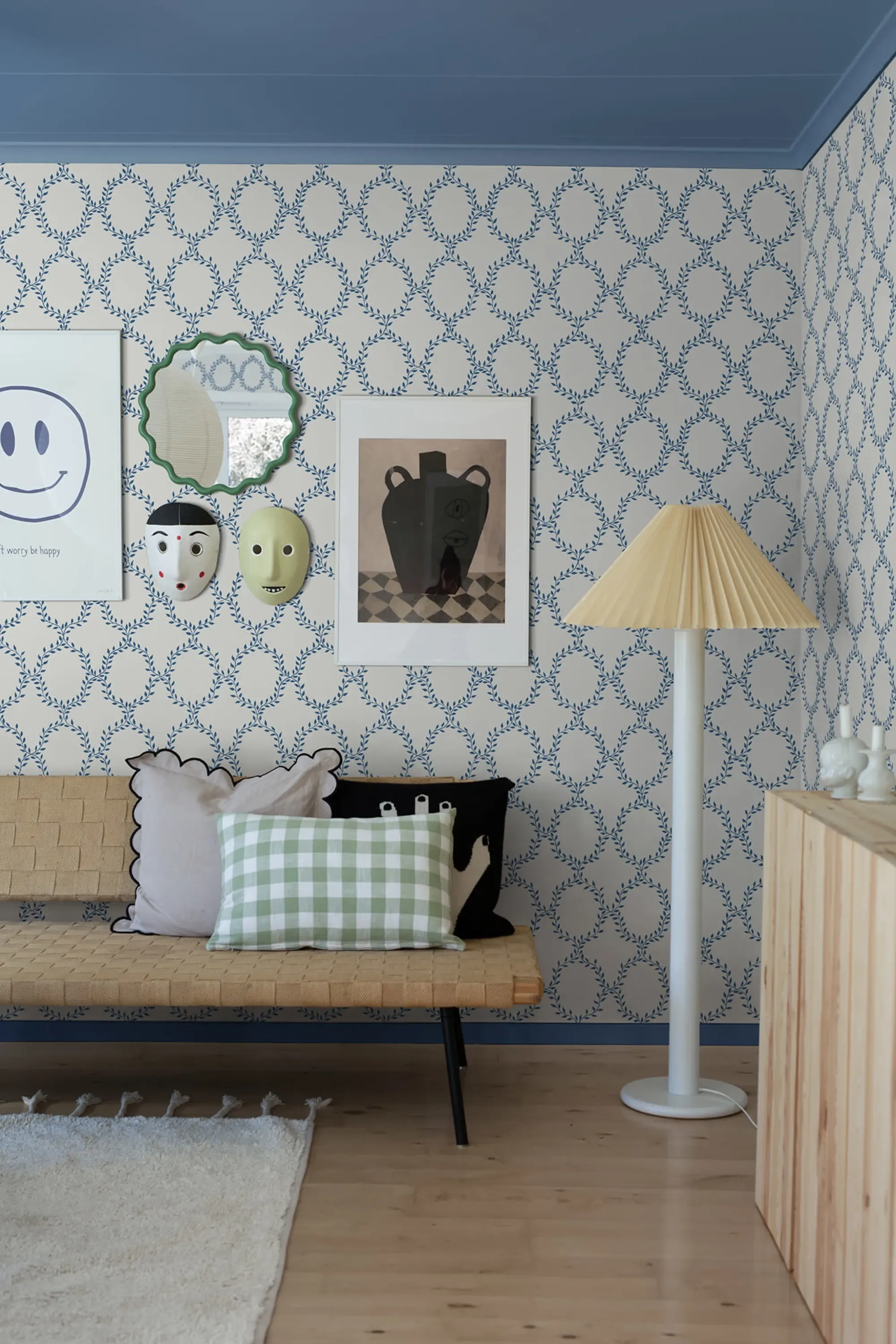 Sandberg Wilma in Blue wallpaper (S10390)