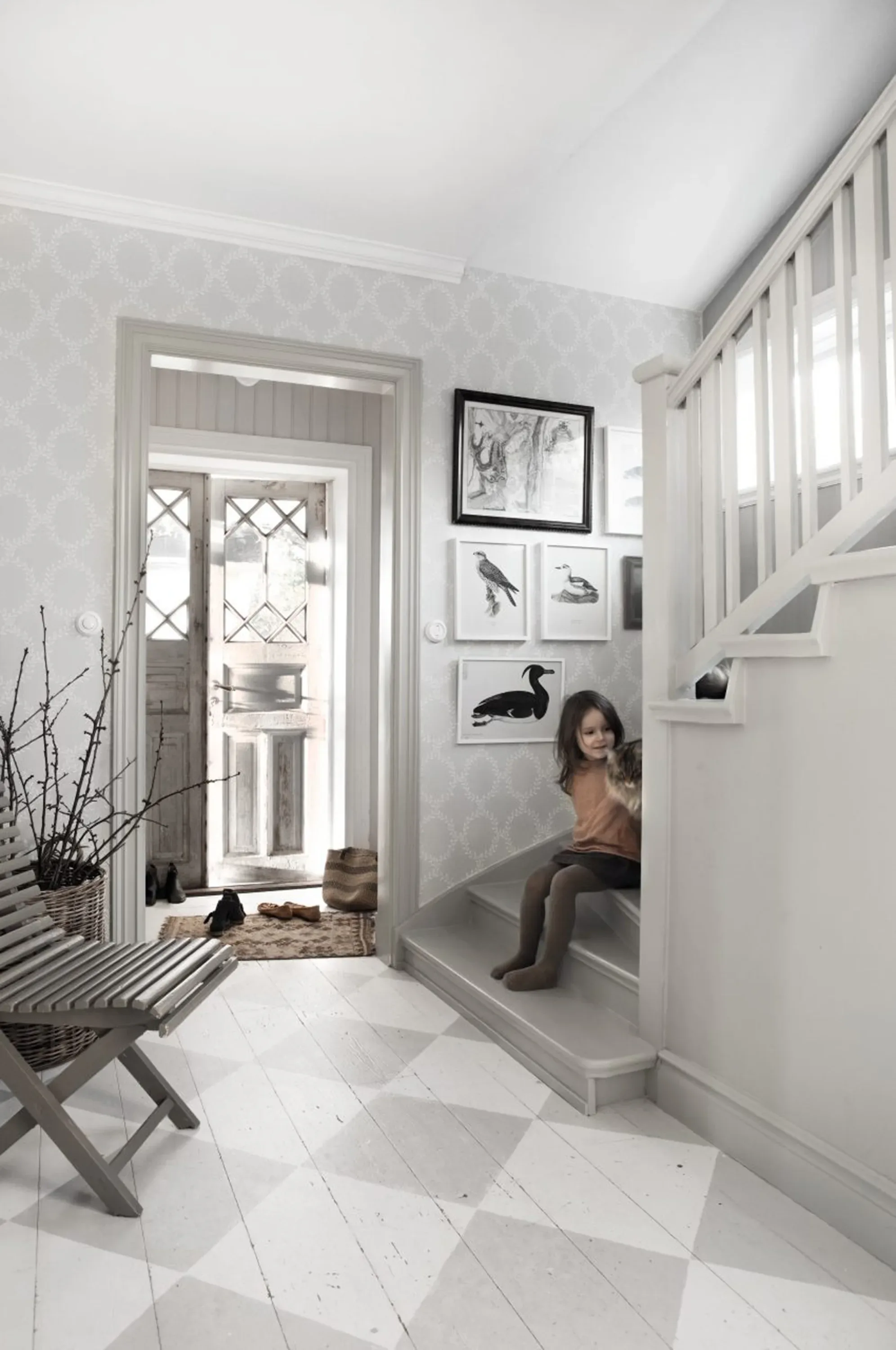 Sandberg Wilma in Gray wallpaper (503-41)