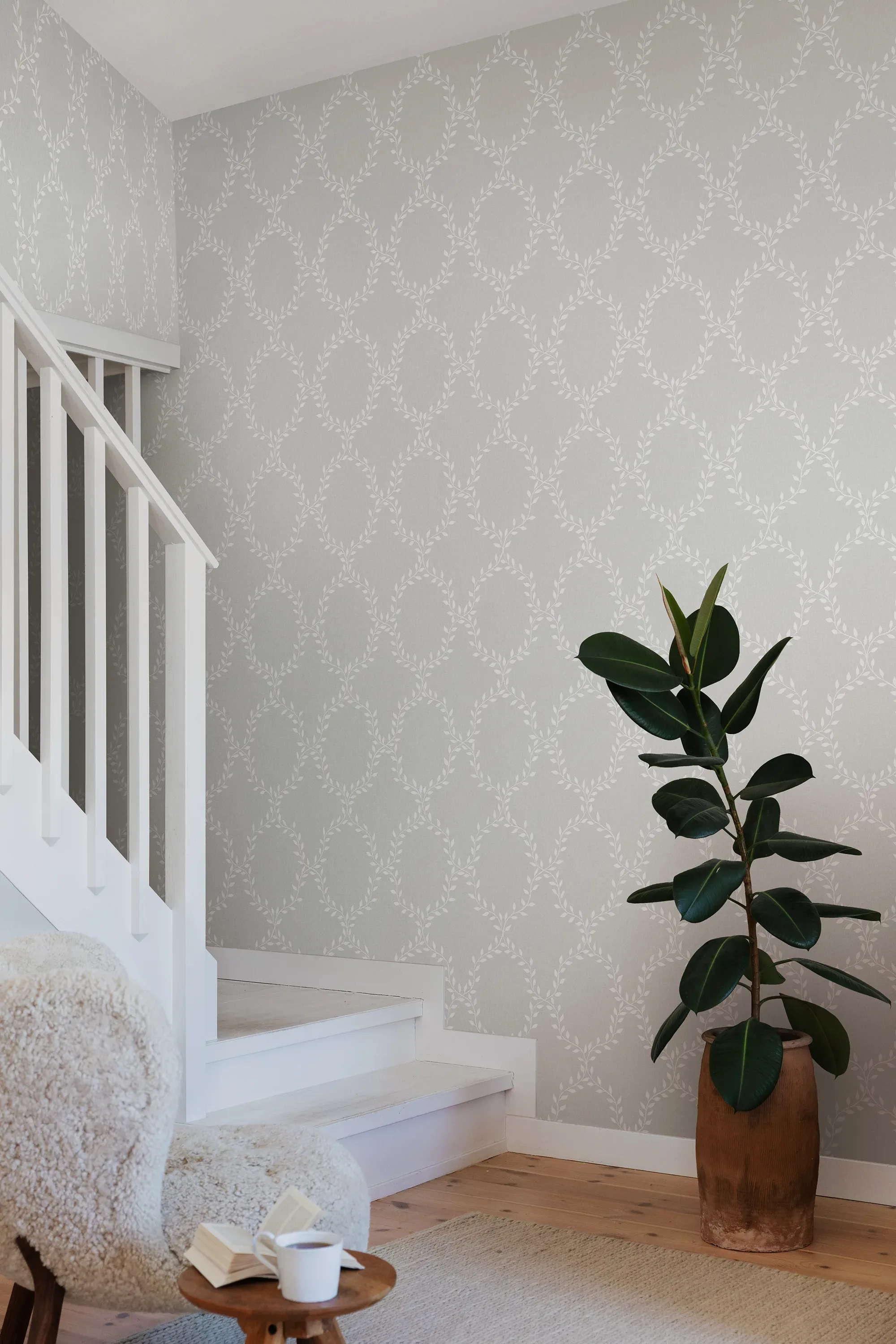 Sandberg Wilma in Gray wallpaper (503-41)
