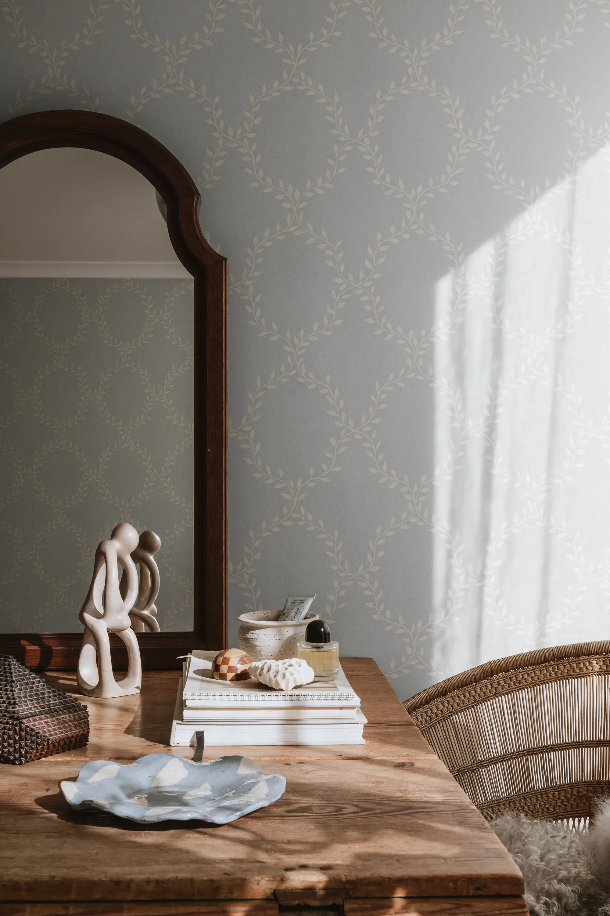 Sandberg Wilma in Misty Blue wallpaper (S10202)