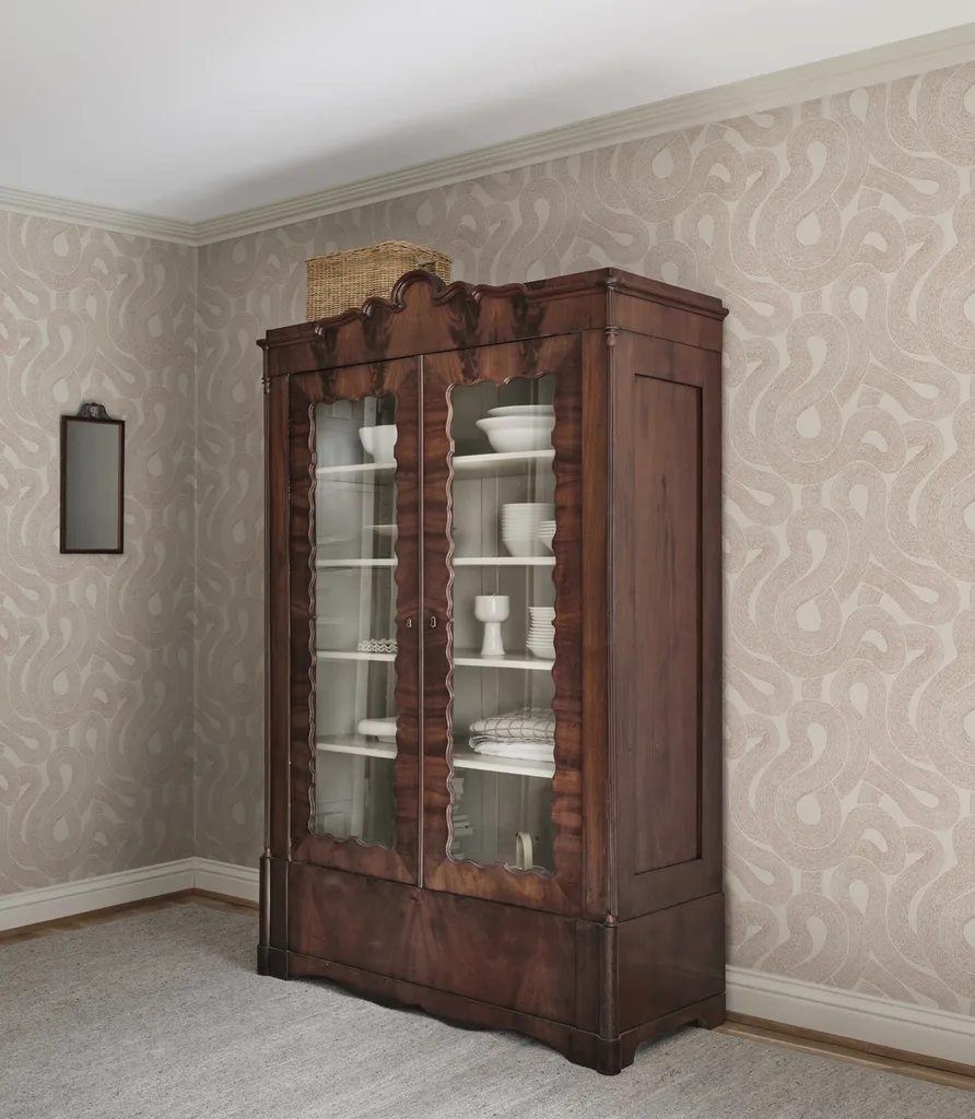 Sandberg Zen in Terracotta wallpaper (S10329)