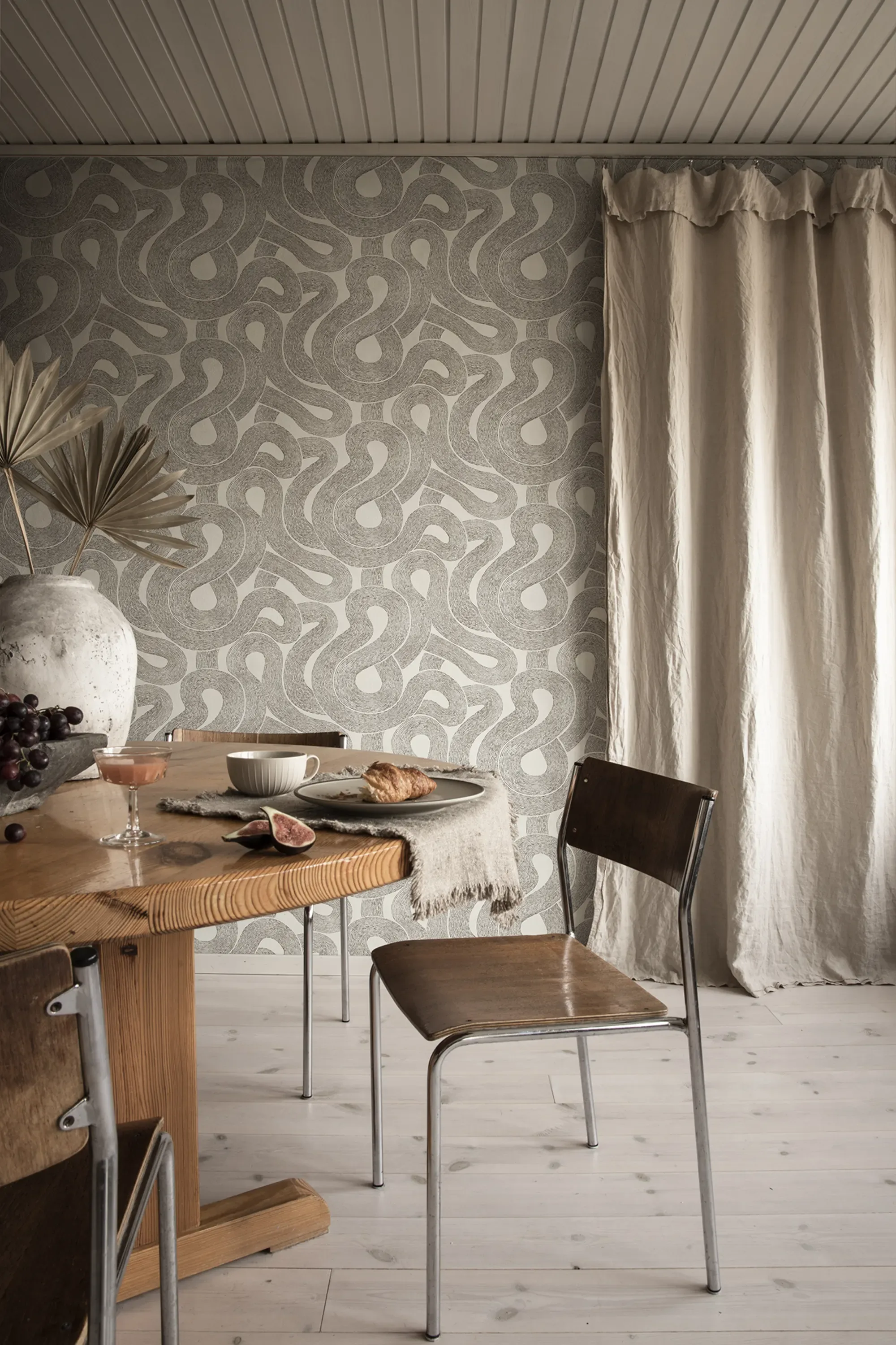 Sandberg Zen in White wallpaper (805-01)