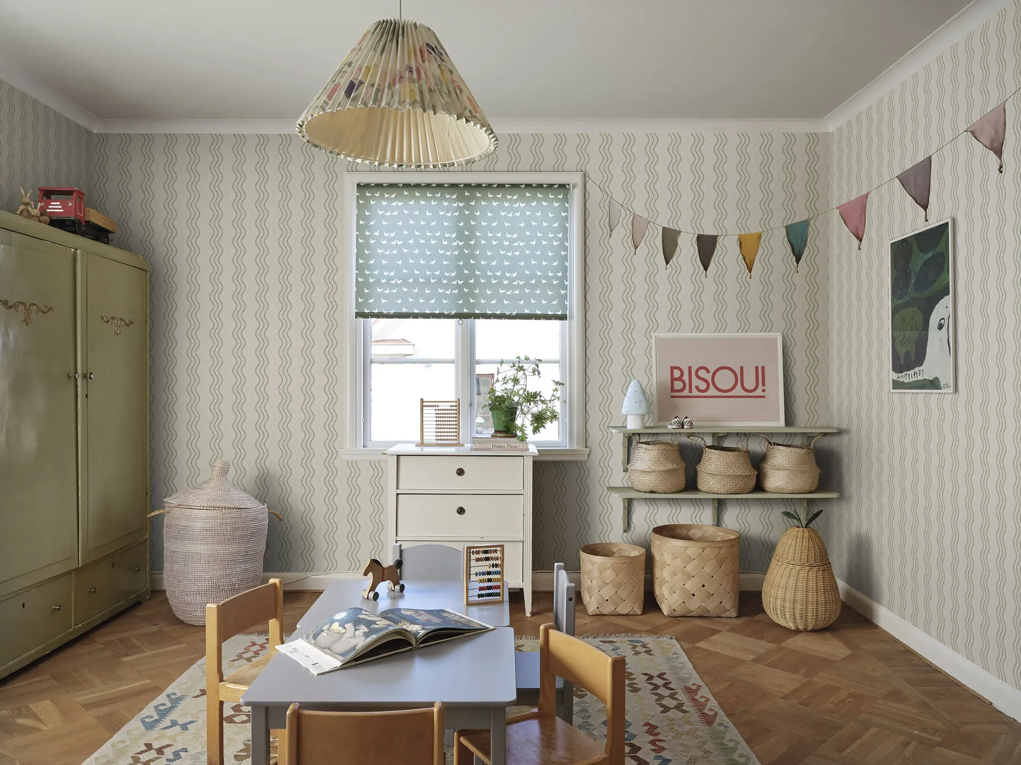 Ben wallpaper in Garden Green color