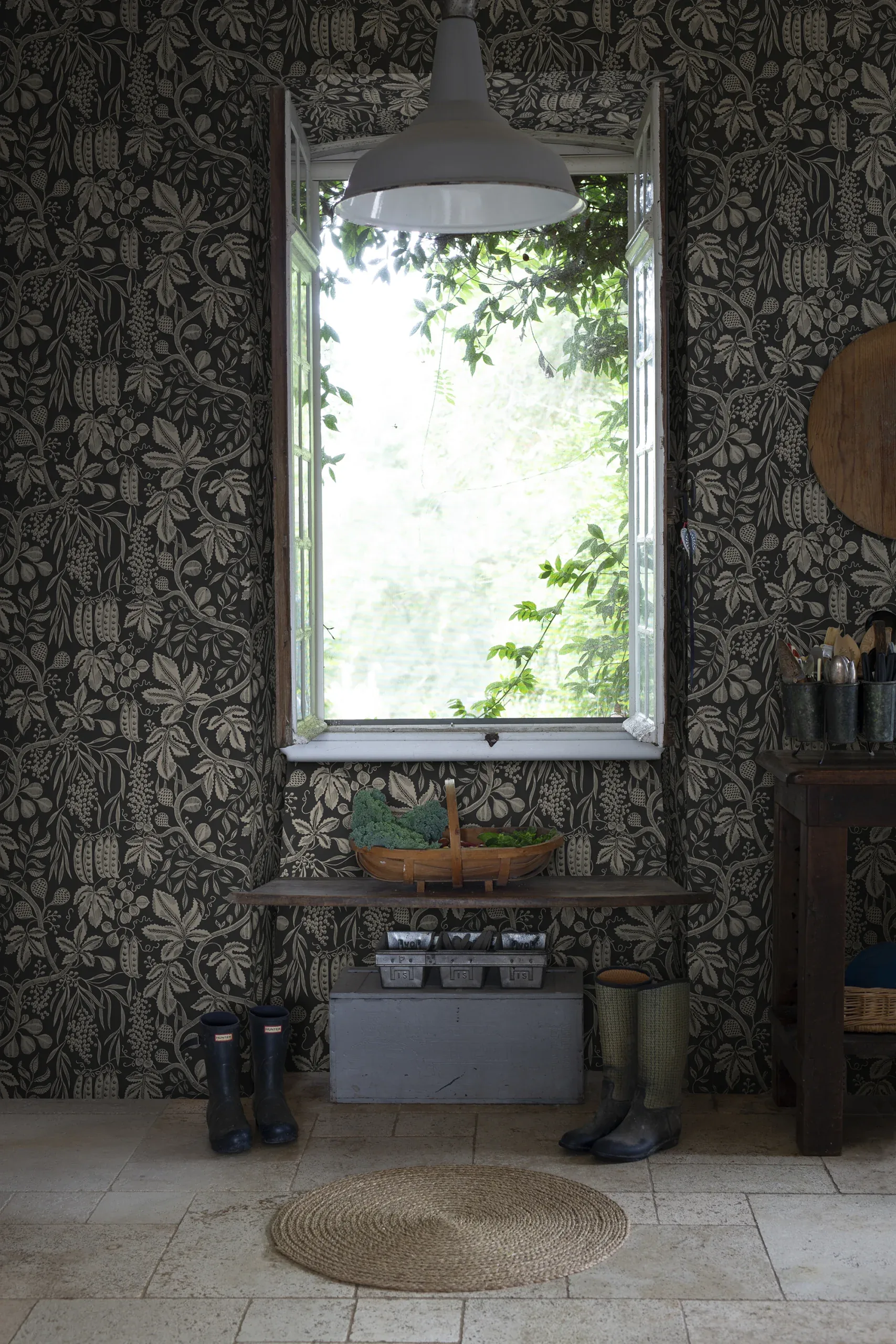 Fig Garden wallpaper in Charcoal color