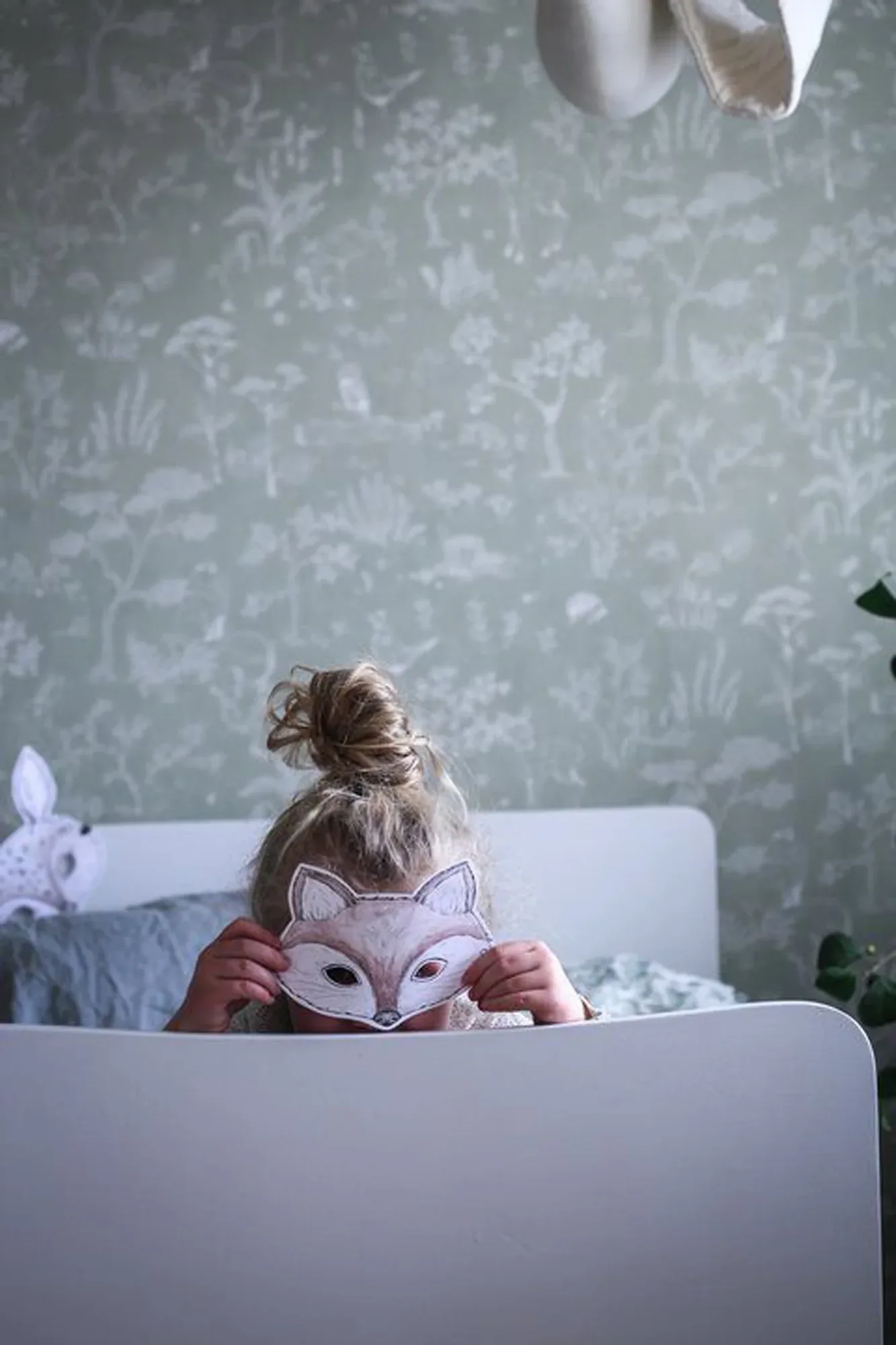 Hollie Wallpaper – Pistachio | Wallpaper Twins Hollie wallpaper in Pistachio color