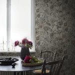 Linda wallpaper in Clay color