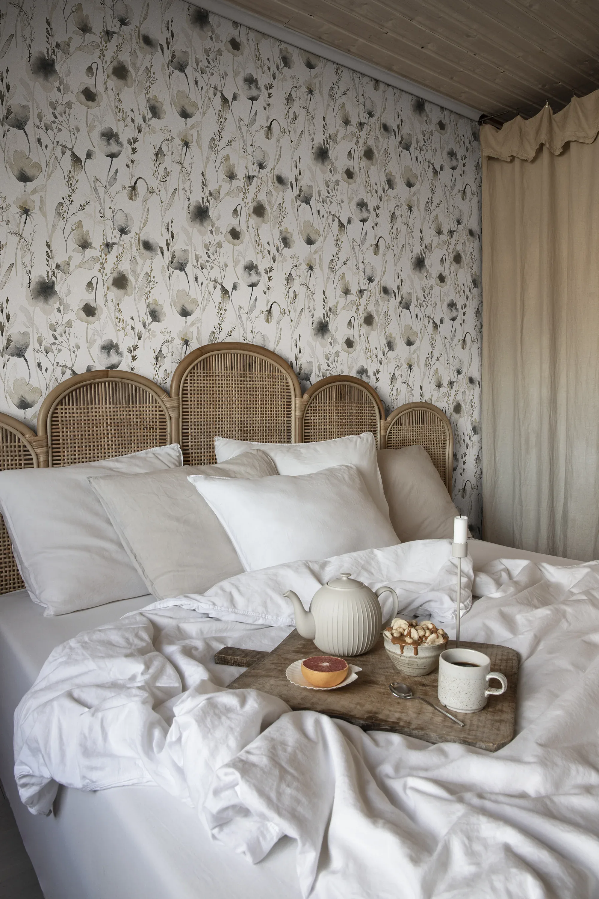 Lo Wallpaper – Hazel | Wallpaper Twins Lo wallpaper in Hazel color