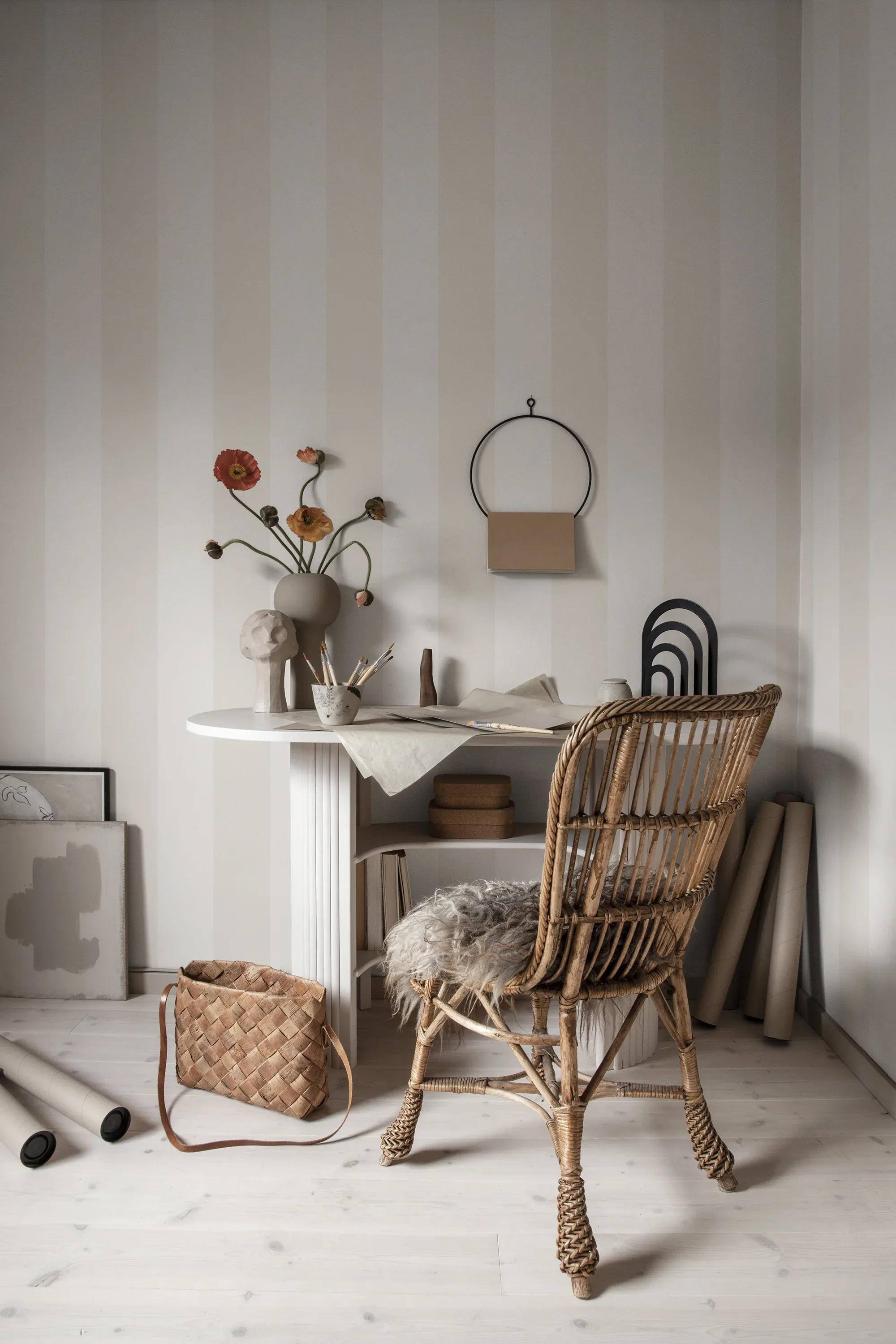Magnus wallpaper in Sandstone color