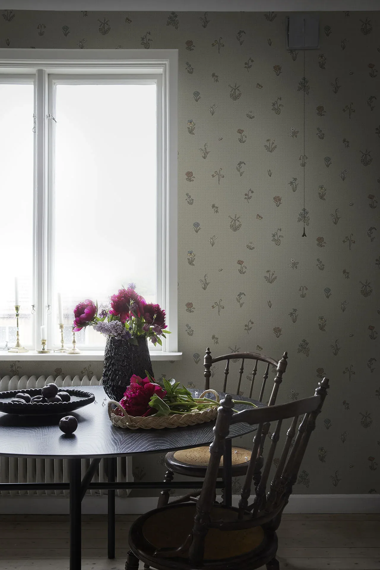 Maja sage green wallpaper in color