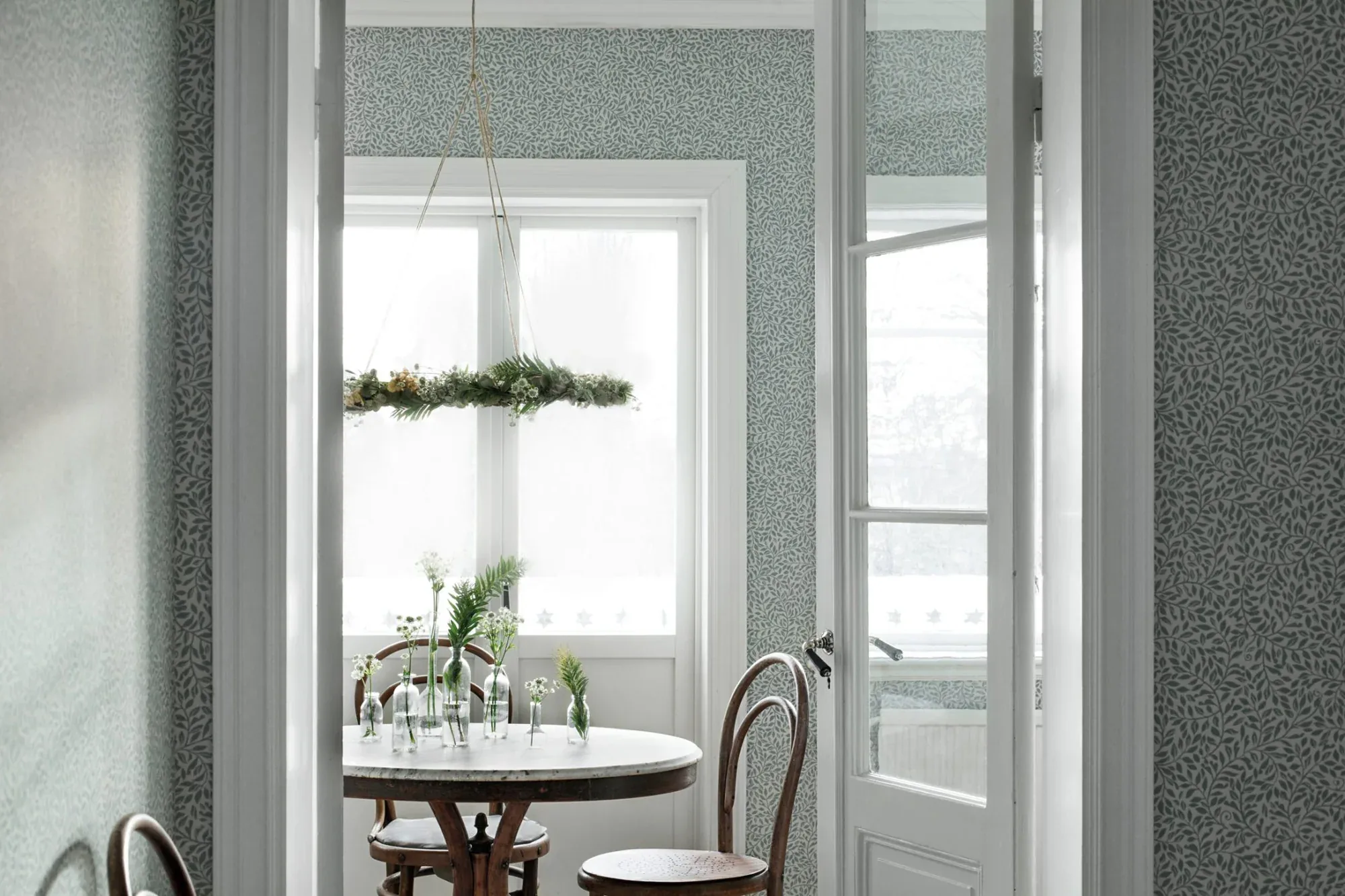 Sigfrid wallpaper in Indigo Blue color