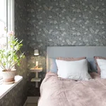 Till Karin wallpaper in Folklore Blue color