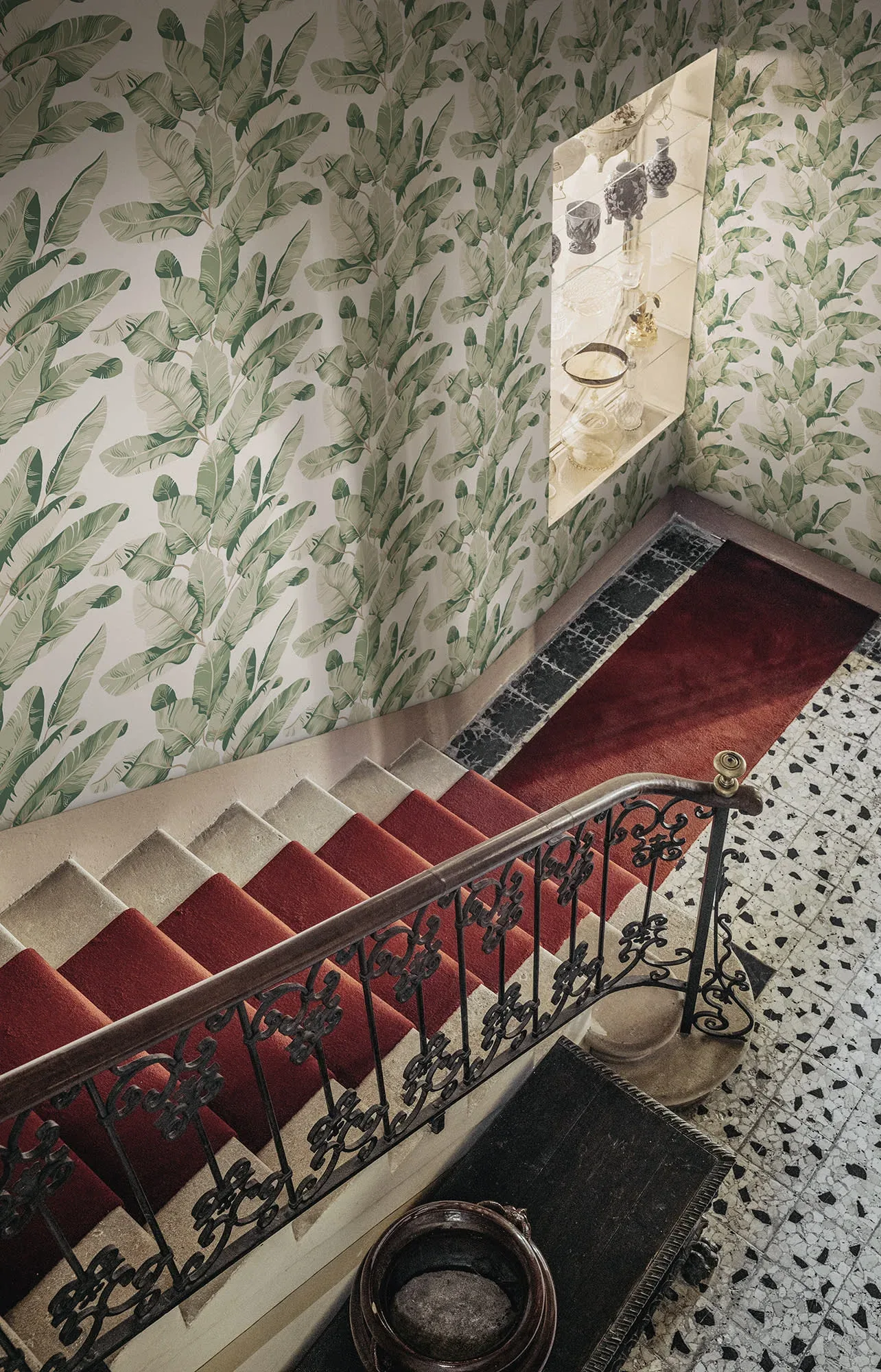 Tom wallpaper in Garden Green color