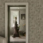 Ulla wallpaper in Garden Green color