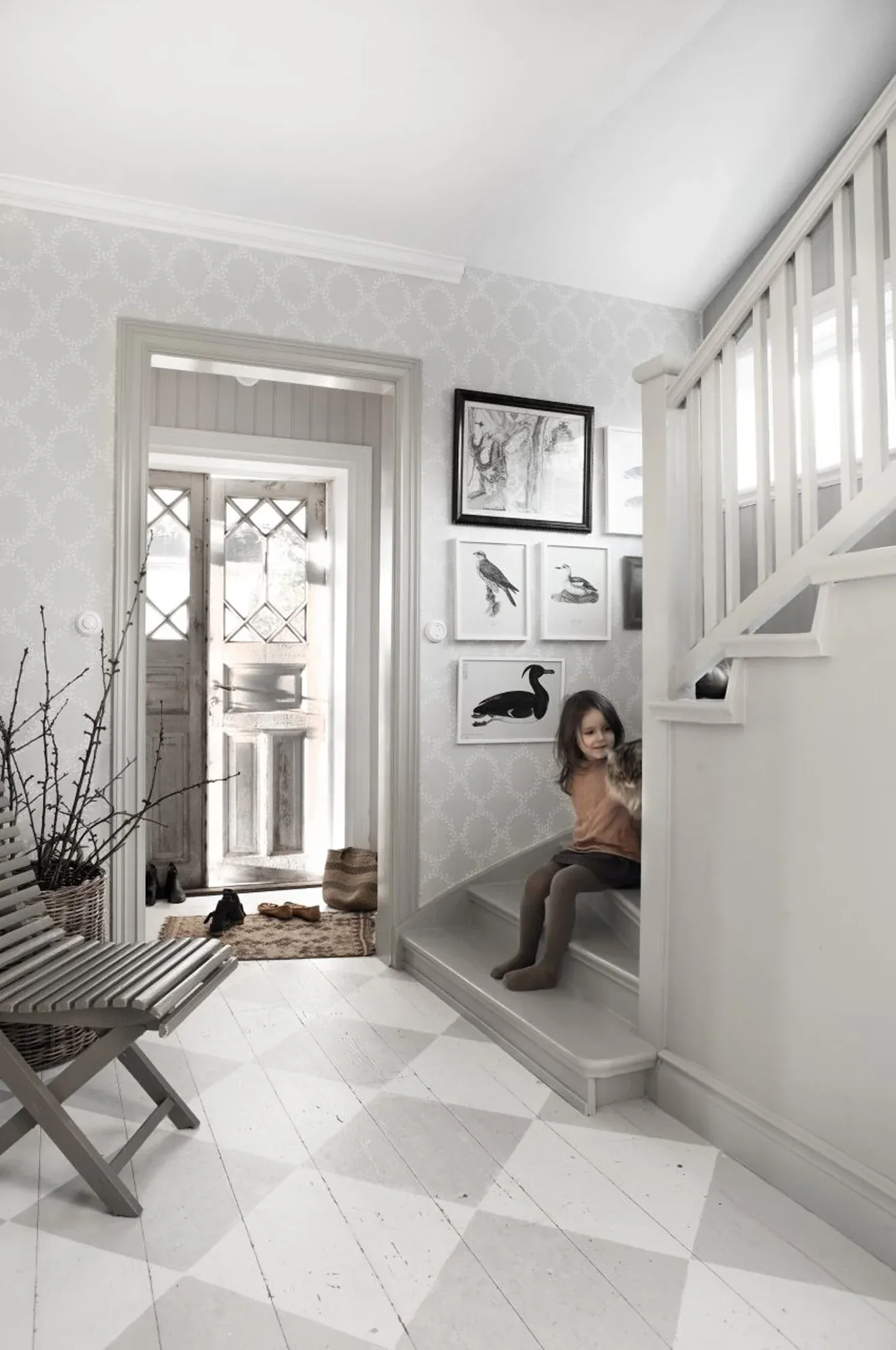 Wilma Wallpaper – Gray | Wallpaper Twins Wilma wallpaper in Gray color