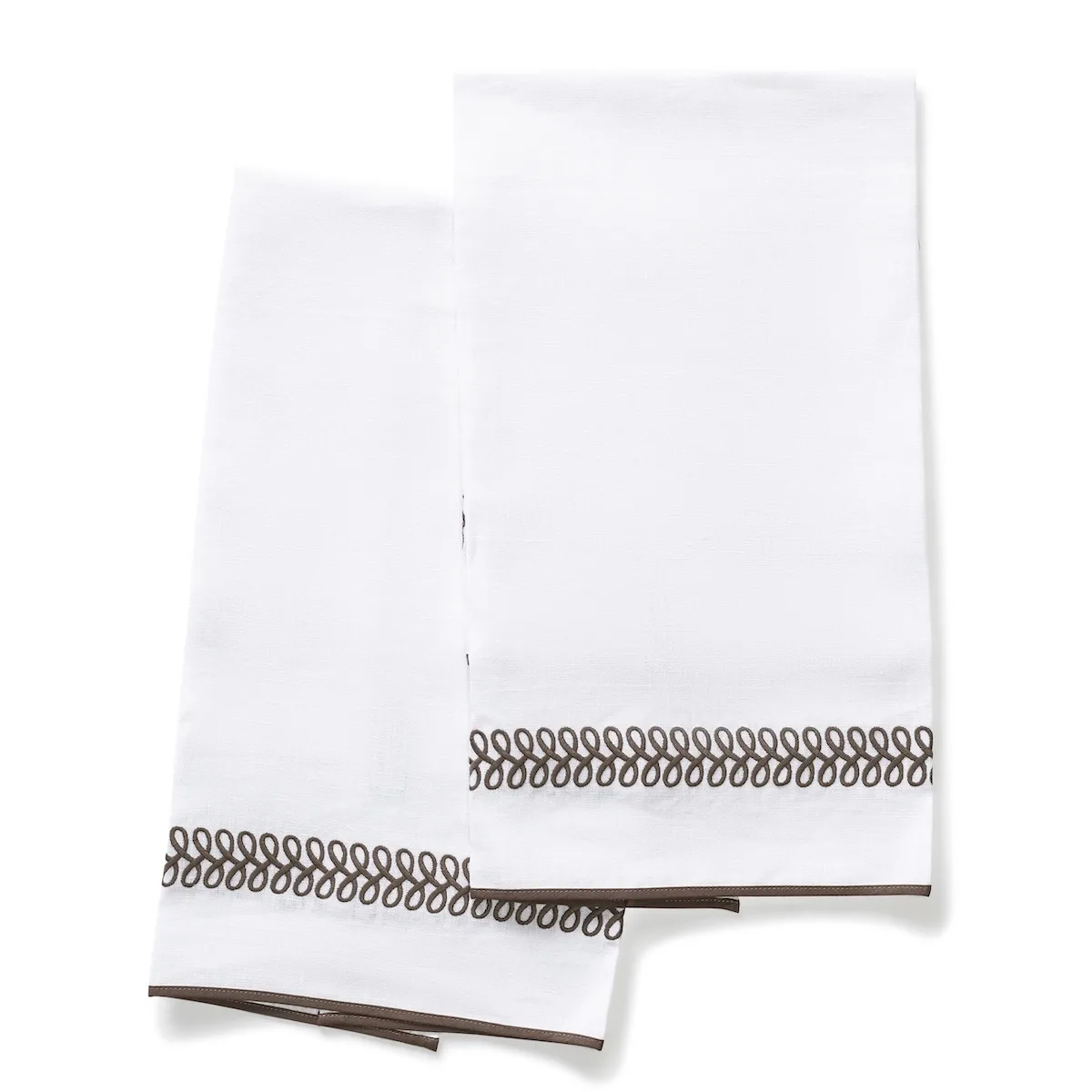 Schumacher Astor Braid Guest Towel, Set of 2 in Mocha (MSC017GTOW2MC)