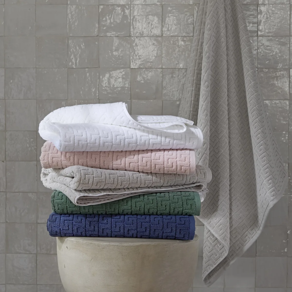 Athena Bath - Marble Schumacher Athena Bath in Marble