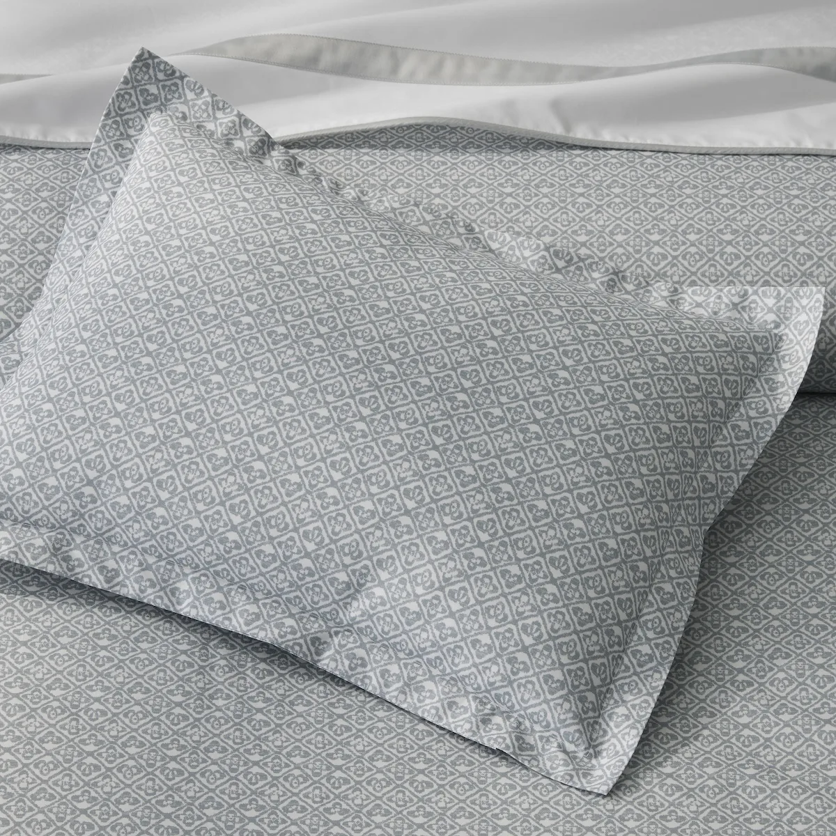 Catarina Flat Sheet - Dune Schumacher Catarina Flat Sheet in Dune