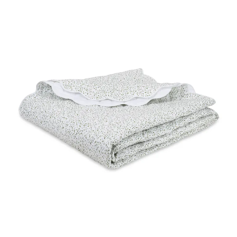 Schumacher Celine Quilt in Grass