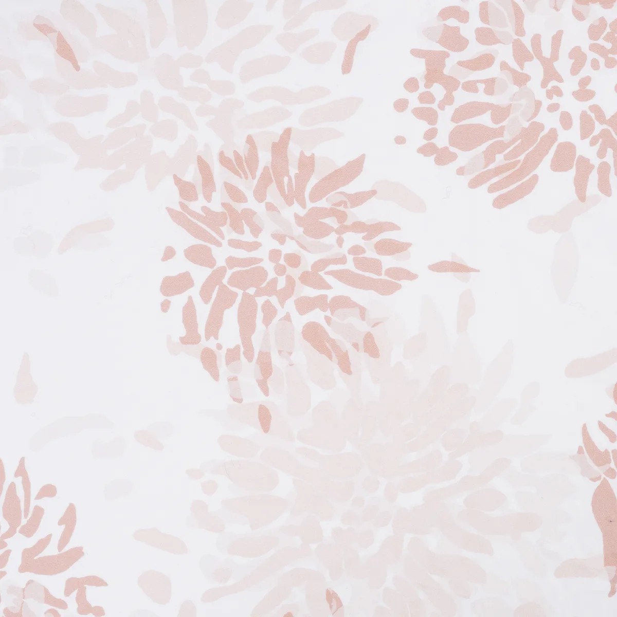 Schumacher Chrysanthemum Quilt in Blush