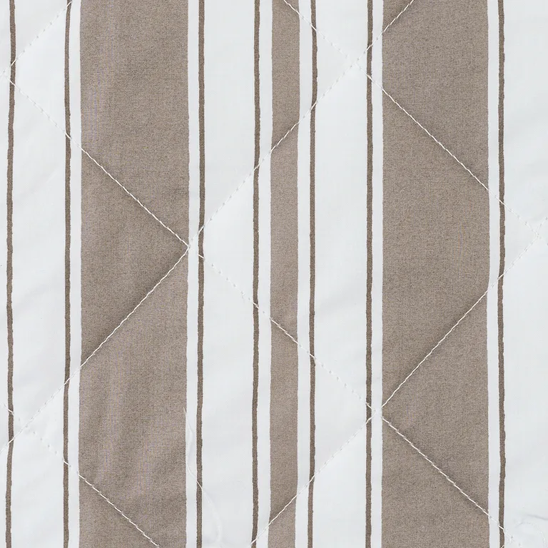 Schumacher Elio Quilt in Mocha
