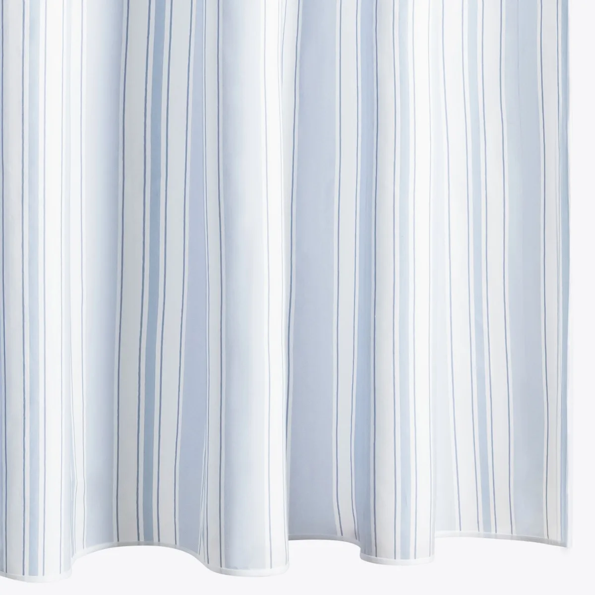 Schumacher Elio Shower Curtain in Blue (MSC065SHOBL)
