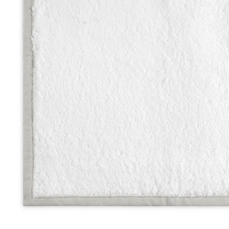 Schumacher Enzo Bath in Quartz