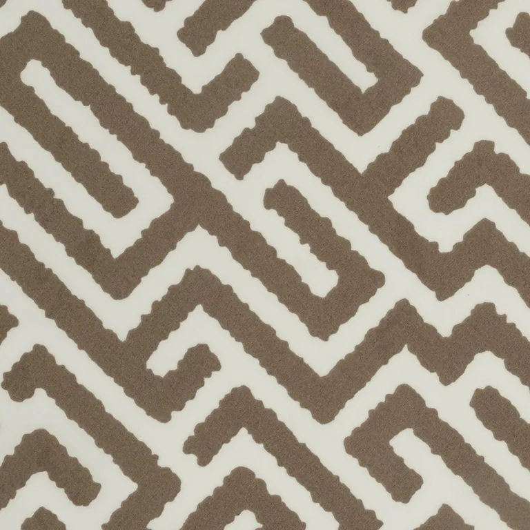 Schumacher Gabriel Fitted Sheet in Mocha