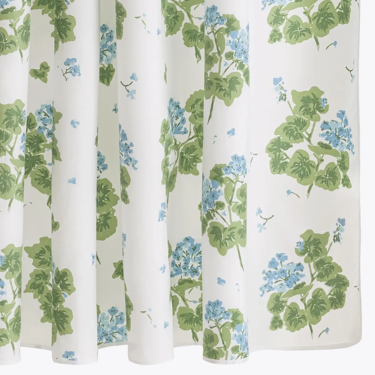 Schumacher Geranium Shower Curtain in Blue (MTT002SHOBL)