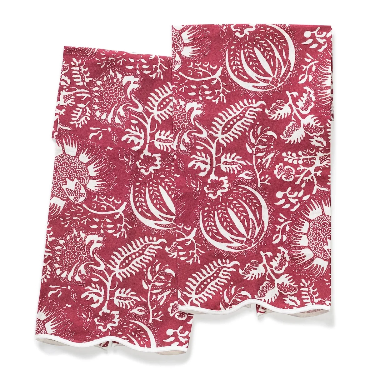 Schumacher Granada Guest Towel, Set of 2 in Scarlet (MSC042GTOW21C)