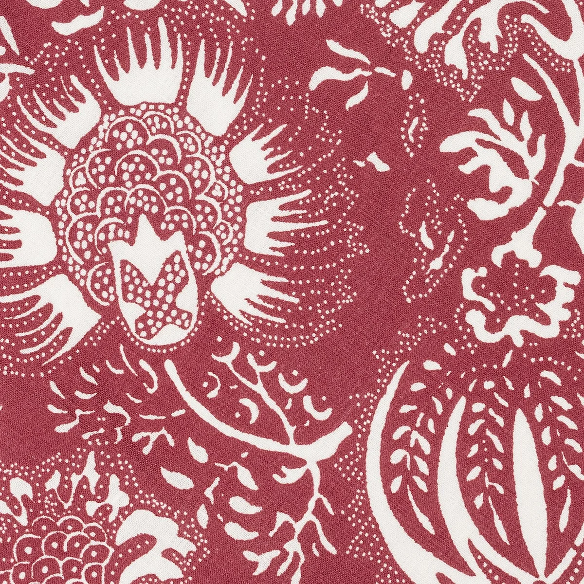 Schumacher Granada Linen Tissue Box Cover in Scarlet (MSC047TISSUE1C)