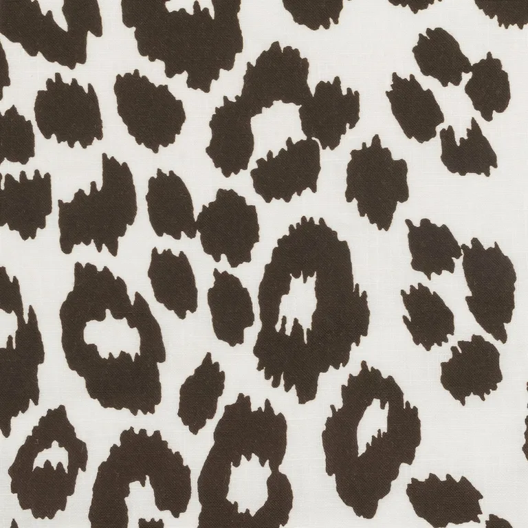 Schumacher Iconic Leopard Guest Towel Set in Cinder (MSC022GTOW21D)