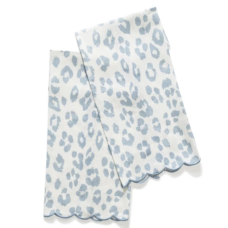 Schumacher Iconic Leopard Guest Towel Set in Sky (MSC022GTOW2SY)