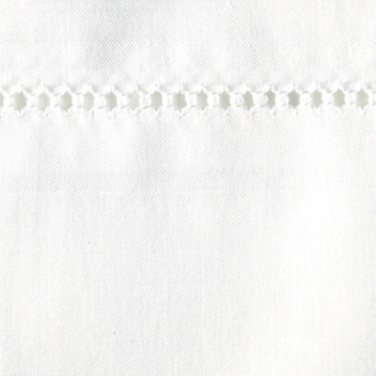 Schumacher Luca Hemstitch Flat Sheet in White
