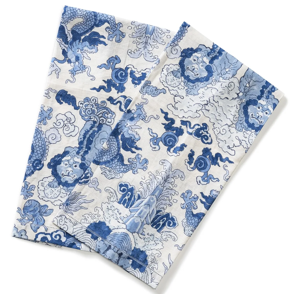 Schumacher Magic Mountain Guest Towel Set in Porcelain Blue (MSC032GTOW2PD)