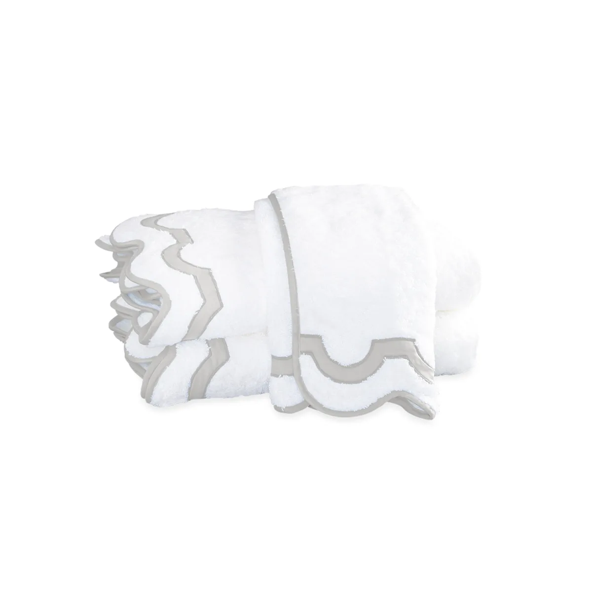 Schumacher Mirasol Bath in Silver